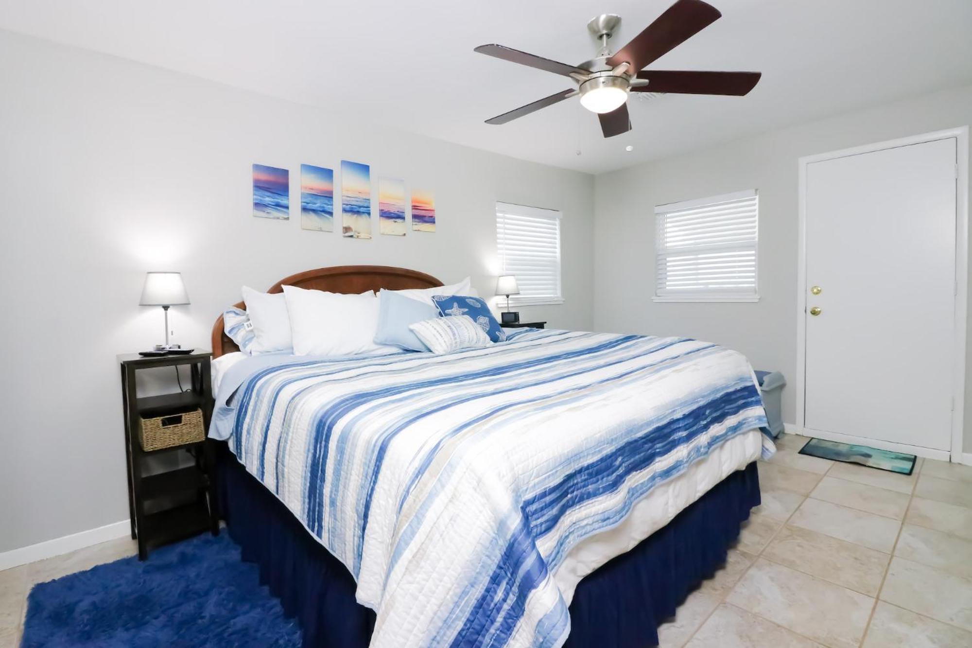 Sunny Daze Walk To Beach 2 Decks Pet Friendly Has A Mini Bar Galveston Eksteriør billede